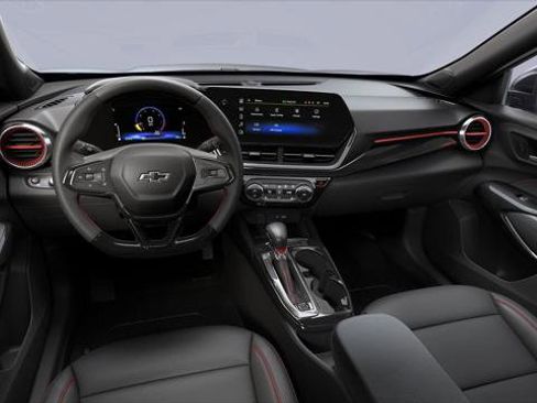 Used 2025 Chevrolet Trax RS w/ Driver Confidence Package FWD image 45