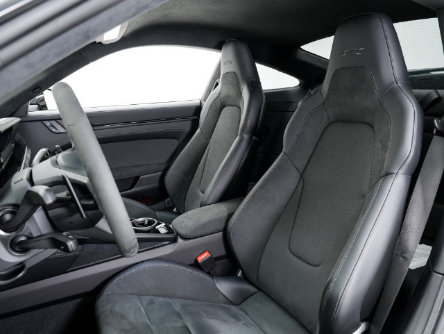 Certified 2026 Porsche 911 Carrera T RWD image 5