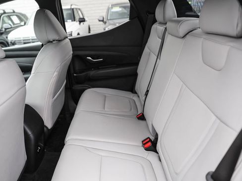 Certified 2026 Hyundai Santa Cruz SEL FWD image 16