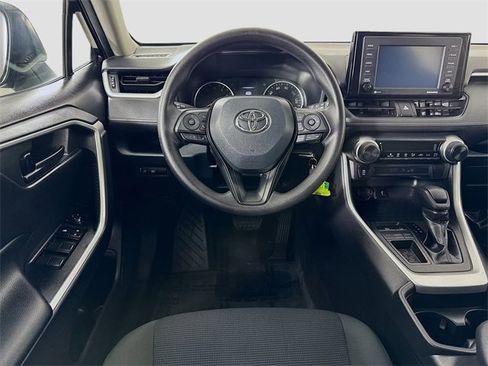Certified 2020 Toyota RAV4 LE image 20