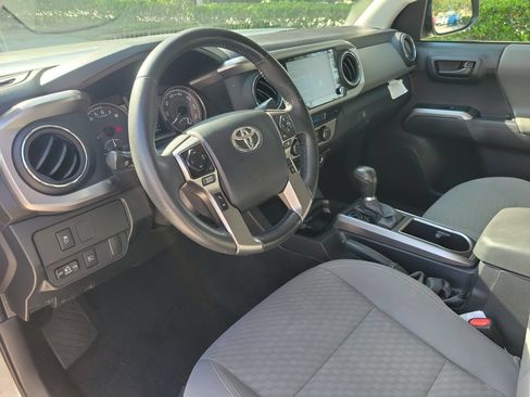 Used 2023 Toyota Tacoma SR5 w/ Technology Package RWD image 15