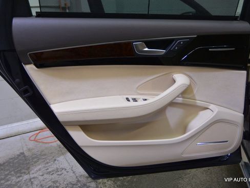 Used 2014 Audi A8 L TDI w/ Premium Package image 9