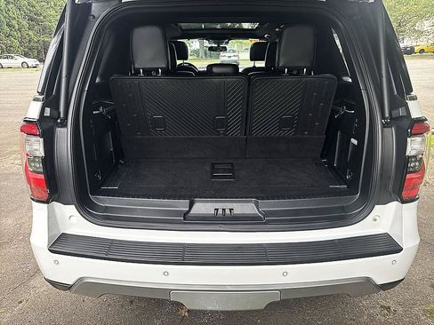 Used 2021 Ford Expedition Limited AWD/4WD image 25
