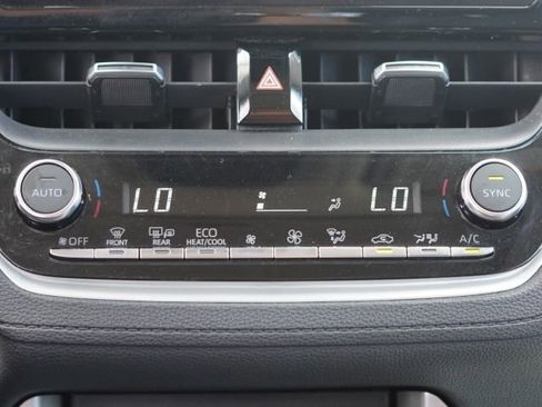 Certified 2023 Toyota Corolla Cross XLE w/ Convenience Package image 28