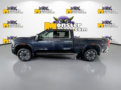 Used 2024 GMC Sierra 2500 Denali Ultimate AWD/4WD image 7