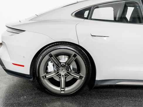 Used 2025 Porsche Taycan Turbo w/ Premium Package image 8