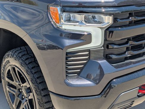 Certified 2022 Chevrolet Silverado 1500 LT Trail Boss w/ LT Trail Boss Premium Package AWD/4WD image 11
