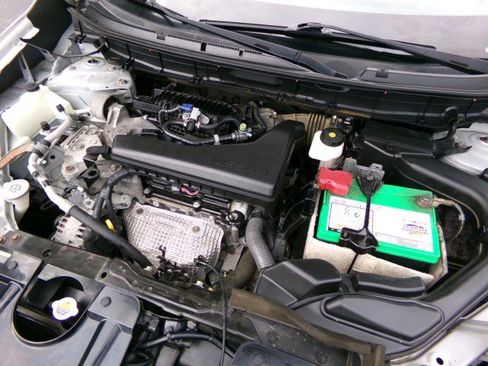 Used 2016 Nissan Rogue SL w/ SL Premium Package image 28