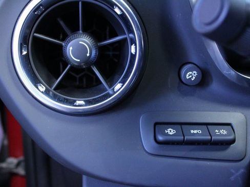 Used 2020 Chevrolet Camaro LT image 14