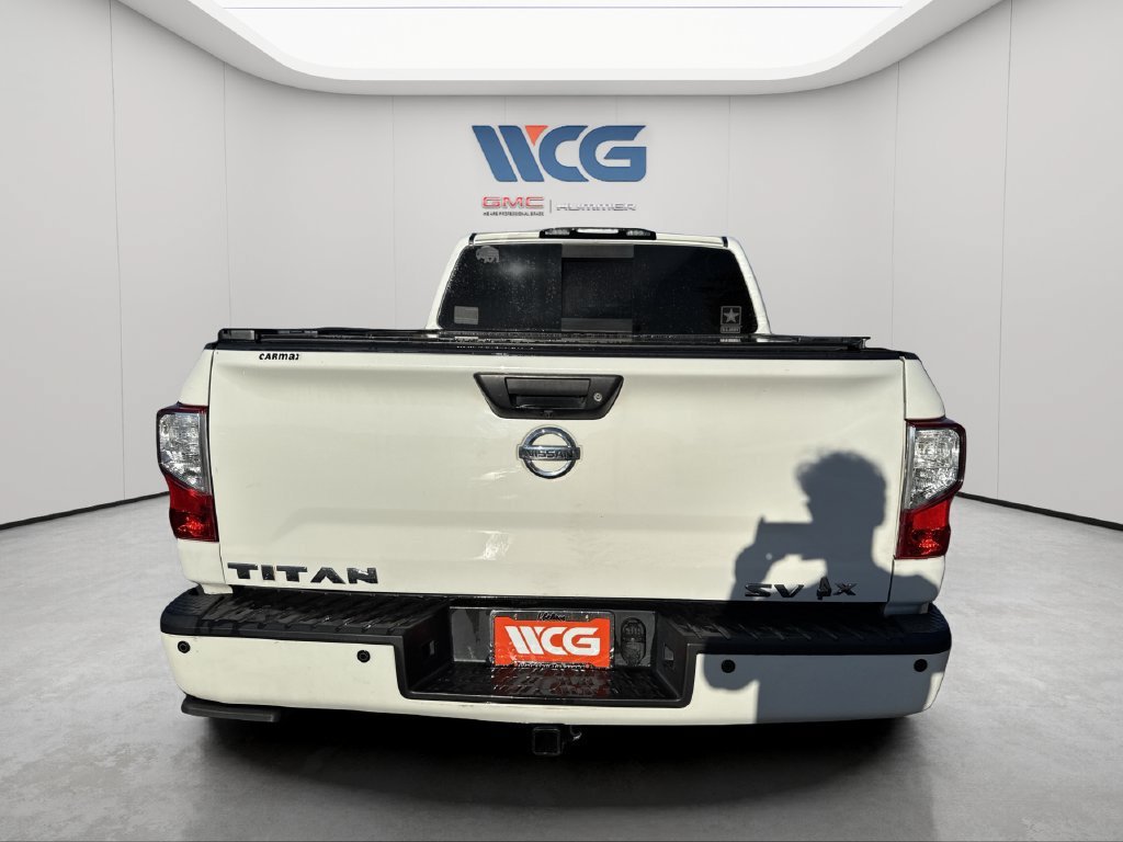 Used 2017 Nissan Titan SV AWD/4WD image 4