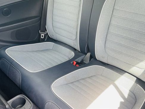 Used 2016 Volkswagen Beetle 1.8T Denim FWD image 12