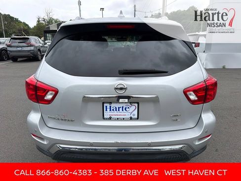 Used 2020 Nissan Pathfinder SL AWD/4WD image 6