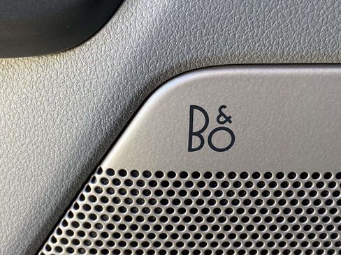 Used 2021 Ford F150 XLT w/ Equipment Group 302A High image 8