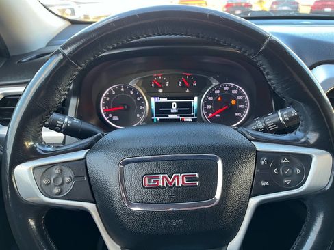 Used 2019 GMC Acadia SLT image 11