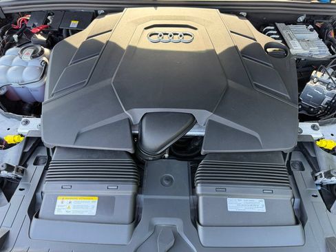 Used 2023 Audi Q7 3.0T Premium Plus w/ Premium Plus Package AWD/4WD image 33