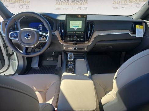 New 2026 Volvo XC60 B5 Plus w/ Protection Package Premier AWD/4WD image 10