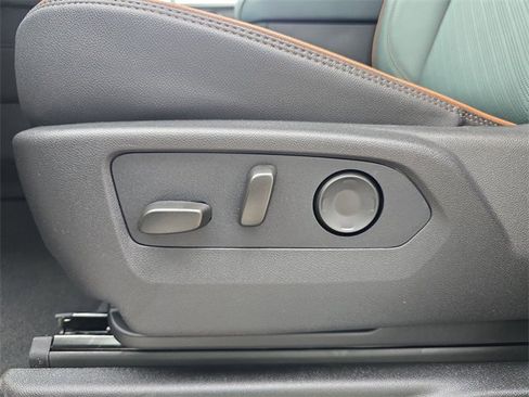 New 2026 GMC Yukon XL AT4 w/ AT4 Premium Plus Package image 20