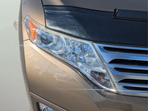 Used 2010 Toyota Venza FWD image 33