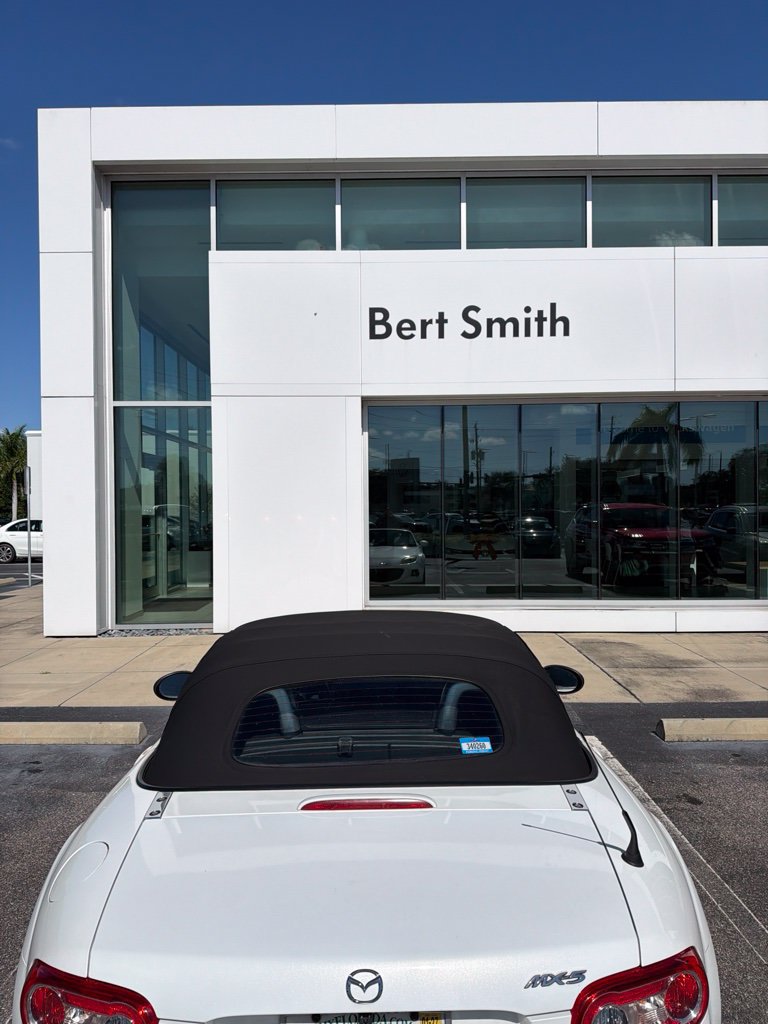 Used 2014 MAZDA MX-5 Miata Sport RWD image 3