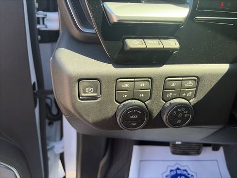 New 2026 Chevrolet Silverado 1500 High Country AWD/4WD image 19