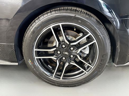 Used 2018 Ford Mustang Premium w/ Equipment Group 201A image 36