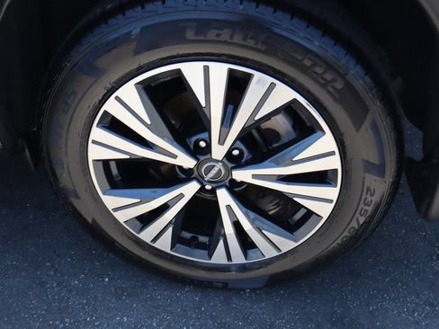 Used 2022 Nissan Rogue SV AWD/4WD image 13