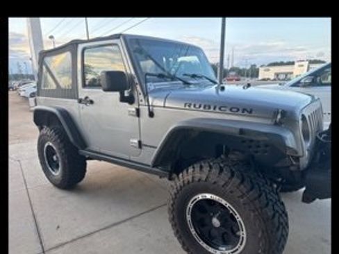 Used 2013 Jeep Wrangler Rubicon w/ PWR Convenience Group image 5