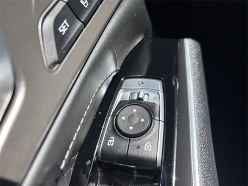 Used 2022 Kia Sorento SX image 17