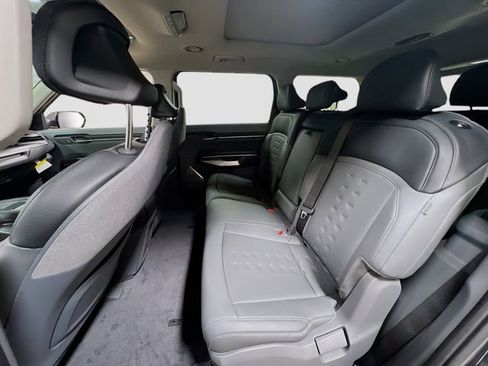 New 2026 Kia EV9 Wind AWD/4WD image 26