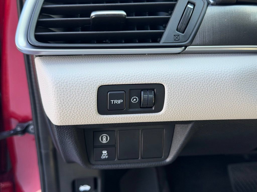 Used 2018 Honda Accord LX image 21