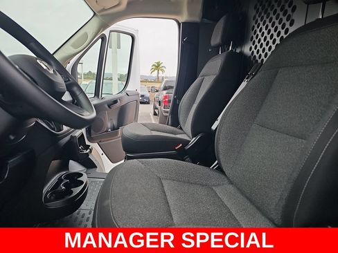 Used 2025 RAM ProMaster 2500 w/ U-Haul Equipment Group FWD image 14