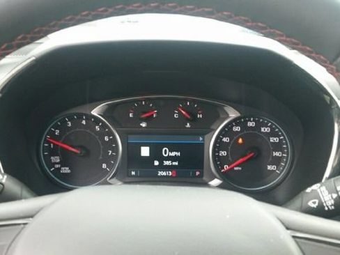 Used 2024 Chevrolet Equinox RS AWD/4WD image 12