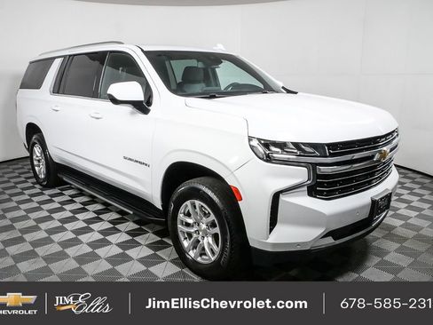 Used 2024 Chevrolet Suburban LT image 27