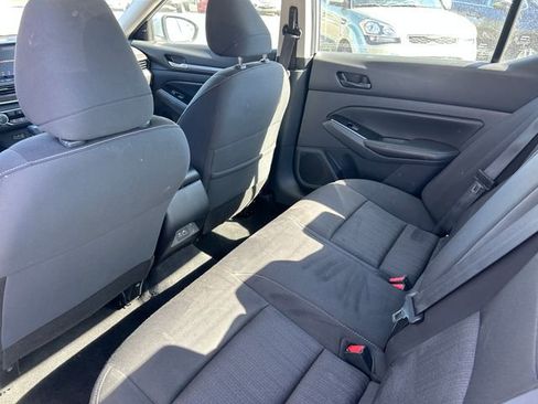 Used 2023 Nissan Altima 2.5 SV FWD image 31