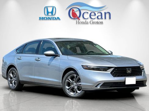 Used 2024 Honda Accord EX image 7
