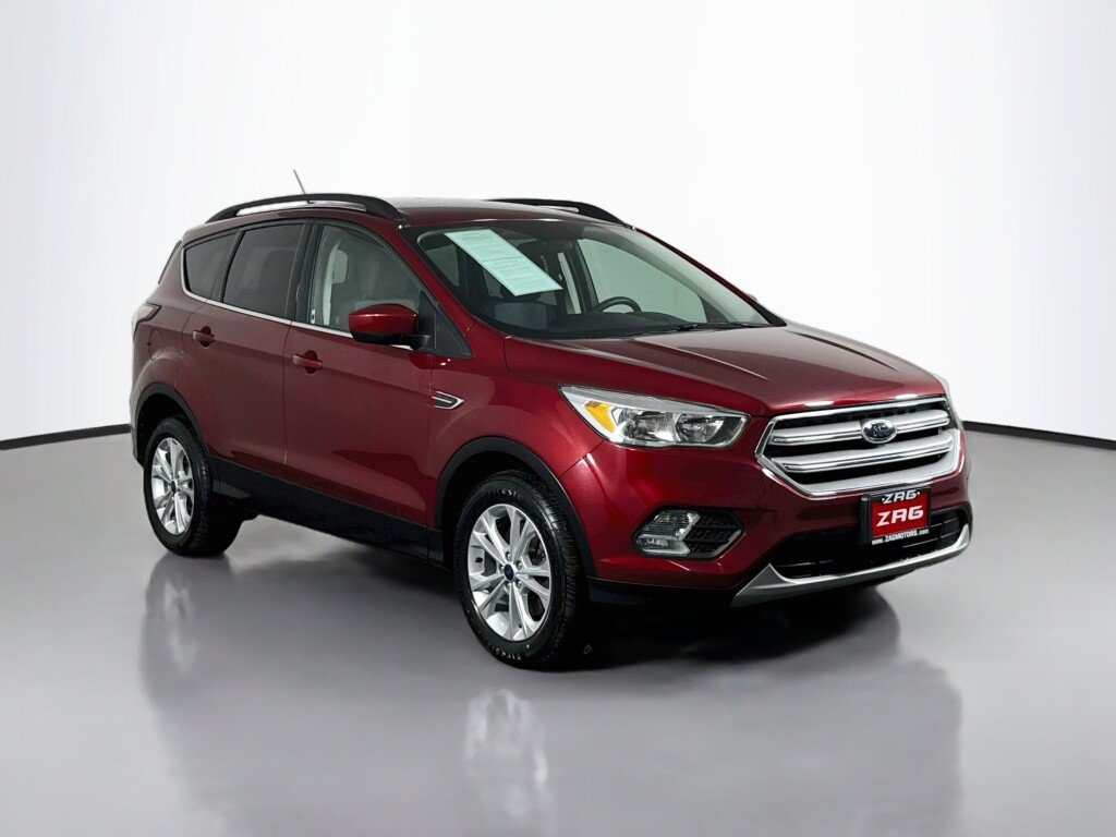 Used 2018 Ford Escape SE w/ SE Sync 3 Package AWD/4WD image 7