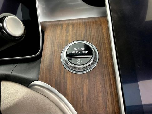 Certified 2024 Mercedes-Benz GLC 300 4MATIC image 39