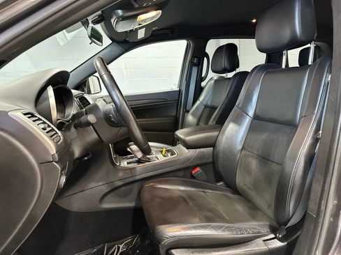 Used 2021 Jeep Grand Cherokee Laredo X AWD/4WD image 13