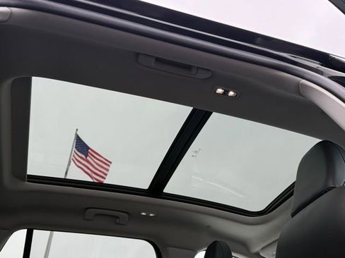 Used 2025 Lincoln Aviator Reserve w/ Illumination Package image 4