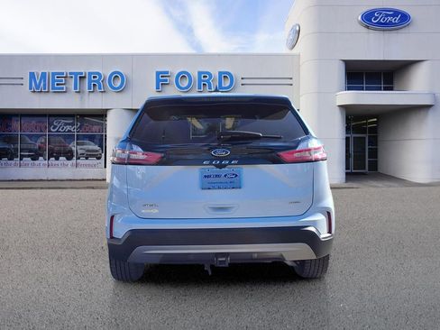 Used 2024 Ford Edge SEL w/ Convenience Package image 4