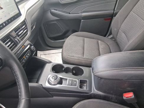 Used 2023 Ford Escape Active w/ Tech Pack #1 AWD/4WD image 15