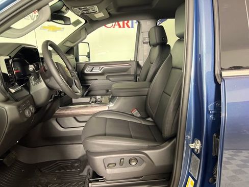 New 2026 Chevrolet Silverado 2500 LTZ w/ LTZ Convenience Package AWD/4WD image 9
