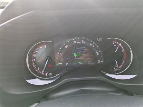 Used 2023 Toyota RAV4 XLE image 17