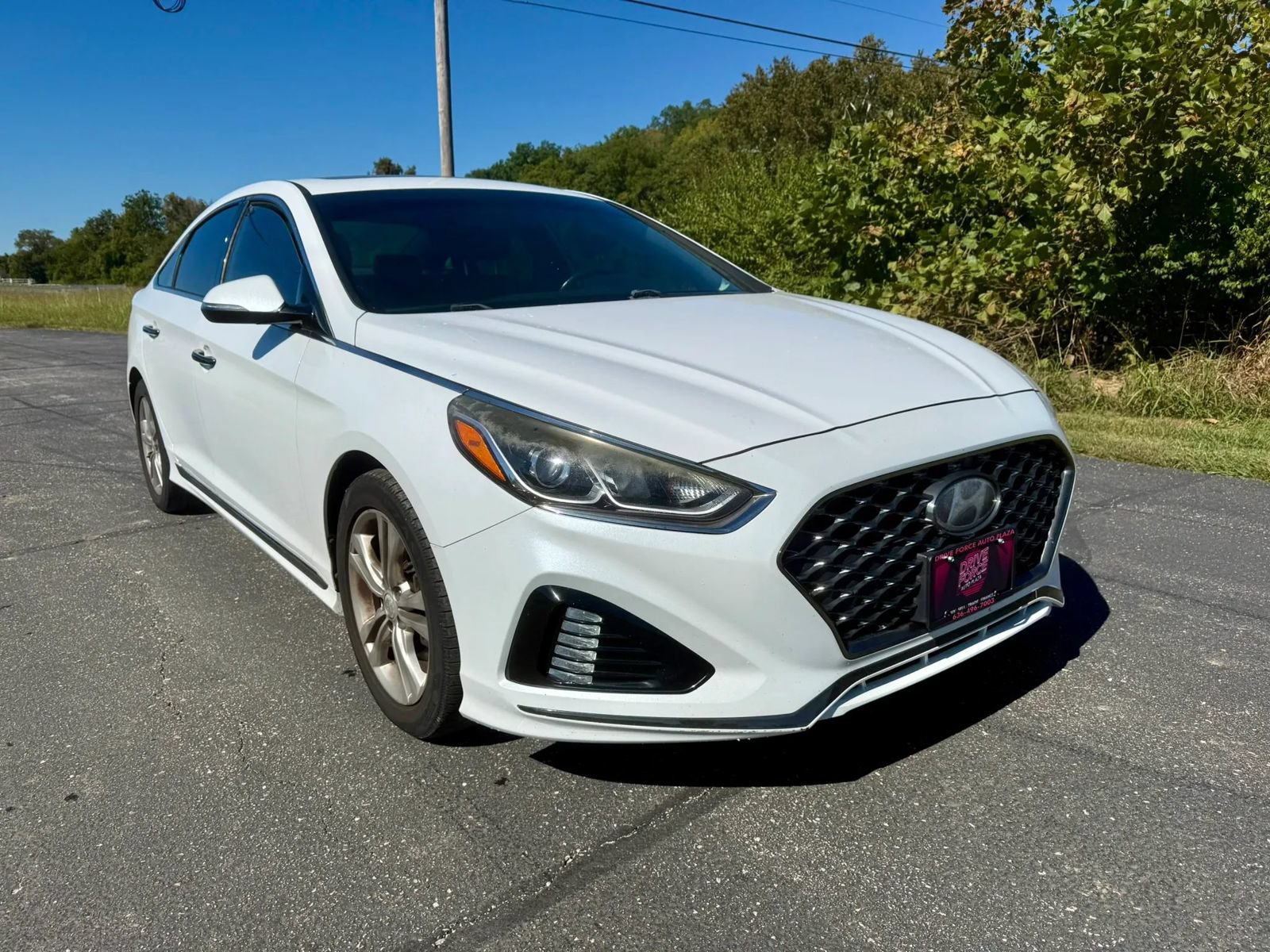 Used 2018 Hyundai Sonata Sport FWD image 3