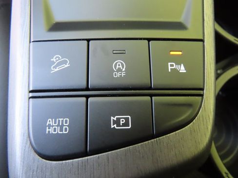 Certified 2026 Kia Sportage X-Line w/ X-Line Premium Package image 12