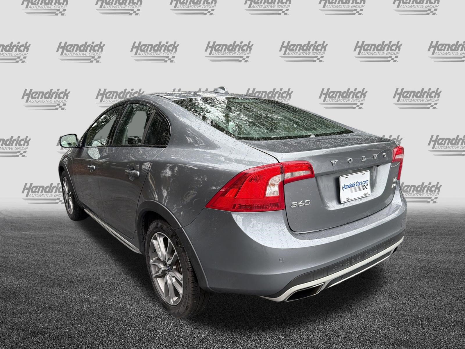 Used 2016 Volvo S60 T5 Cross Country Platinum AWD/4WD image 7