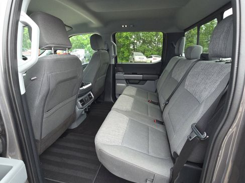 Used 2022 Ford F150 XLT w/ Equipment Group 302A High AWD/4WD image 29