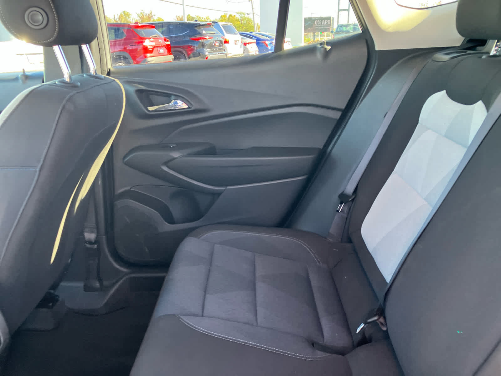 Used 2025 Chevrolet Trax LS w/ LS Convenience Package FWD image 28