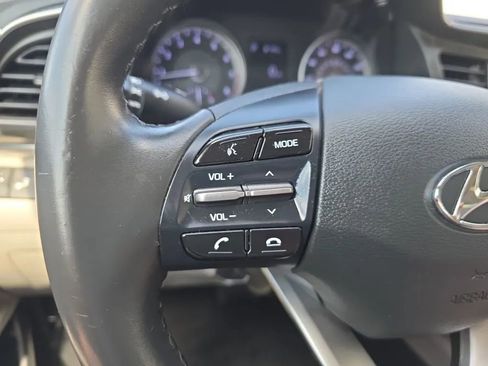 Used 2020 Hyundai Elantra Value Edition image 18