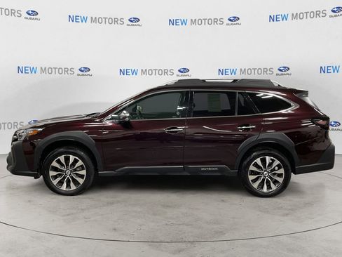 Used 2025 Subaru Outback Touring image 2